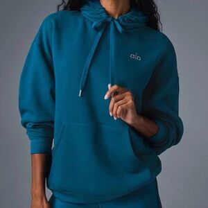 Alo Yoga Accolade Hoodie Eclipse Blue XS